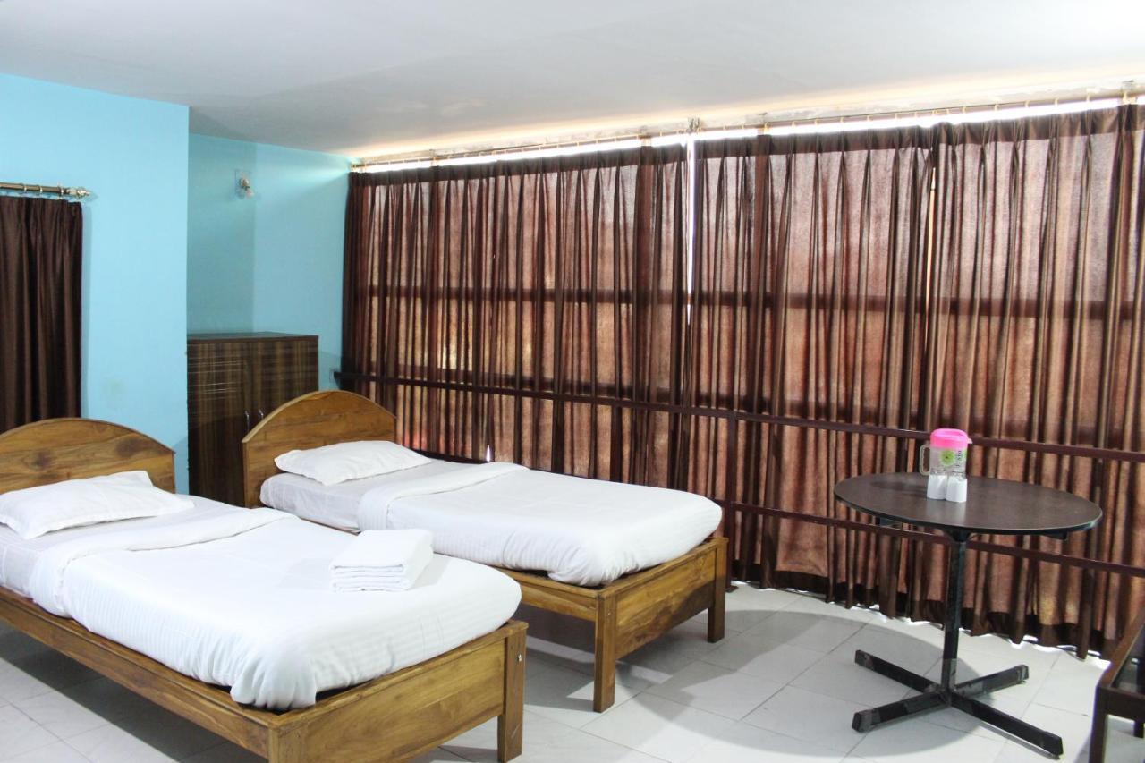 Lg Towers Hotel Guwahati Ngoại thất bức ảnh